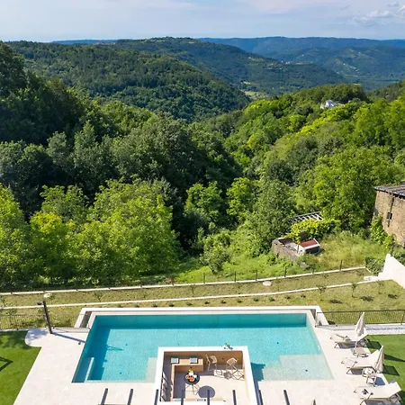 Lunetta Villa Kascerga