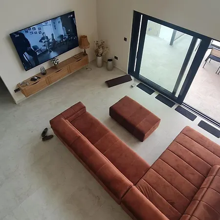 Lunetta Villa *