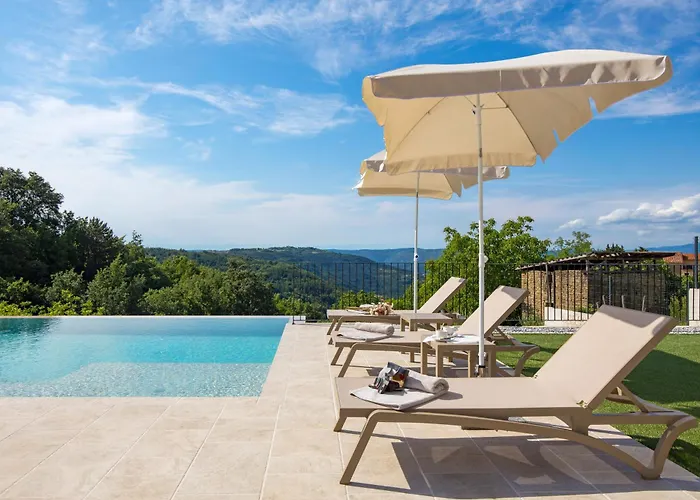 Lunetta Villa Kascerga